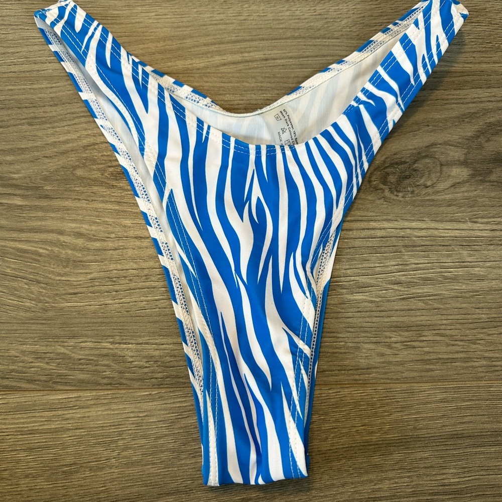 SHEIN Blue and White Zebra Print High Cut Bikini Bottom